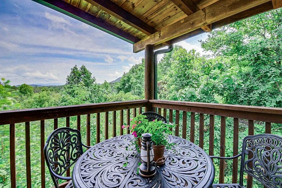 Outdoor Dining Area