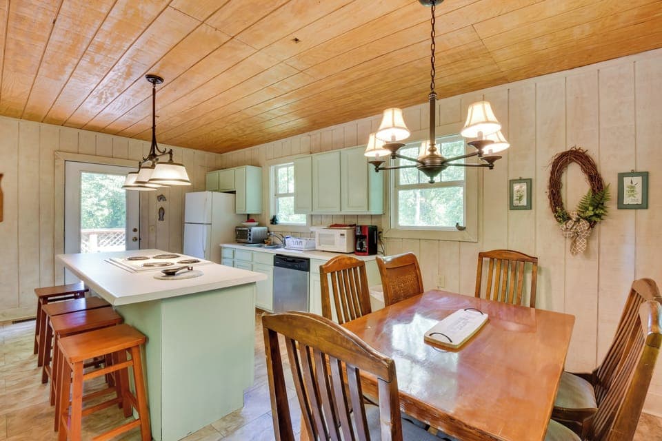 Dining Area & Kitchen | Main Floor | Free WiFi | Central A/C & Heating