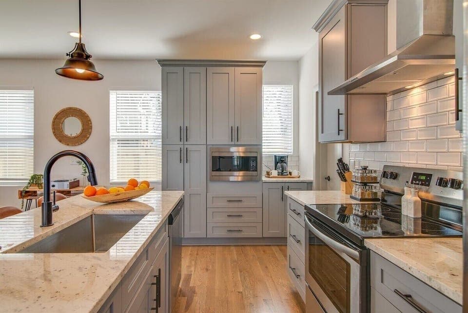 Kitchen Walkway