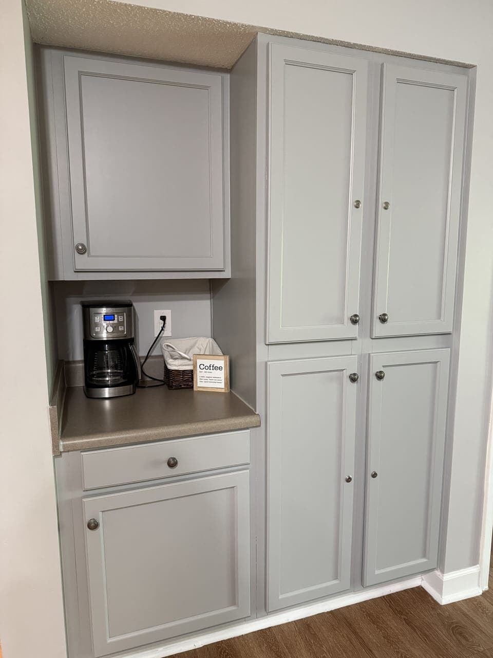 Coffee bar and device charging area