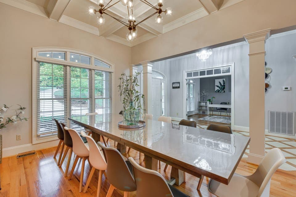 Dining Area 2