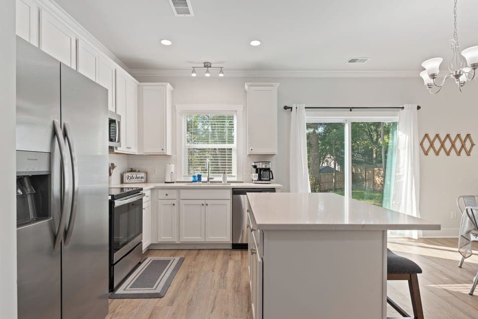 Full stocked and equipped kitchen for preparing meals at home when needed.