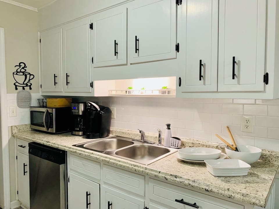 Full Kitchen