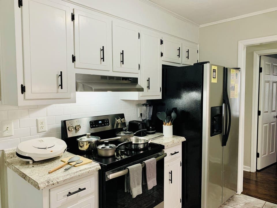 Full Kitchen