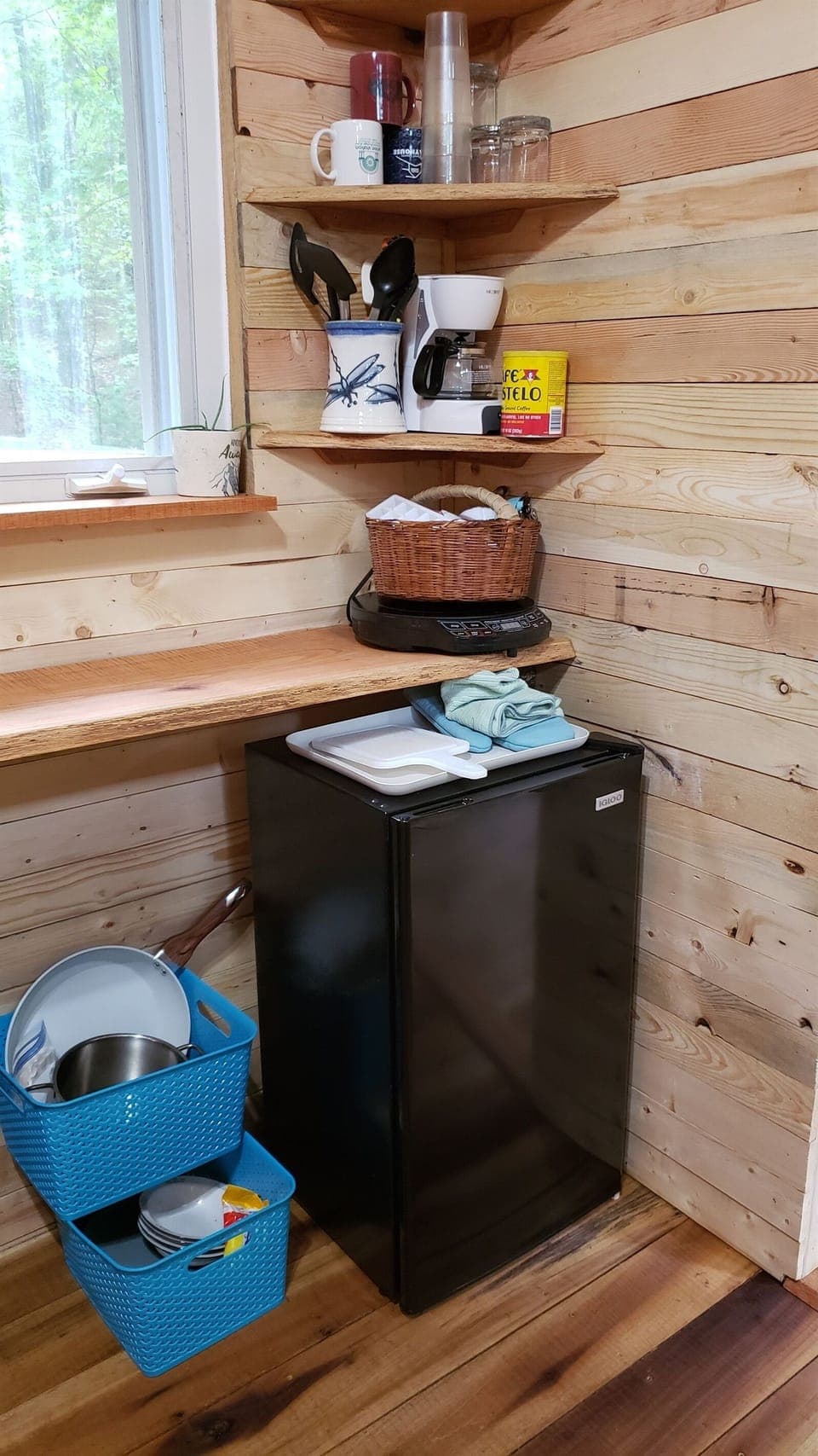 Kitchenette