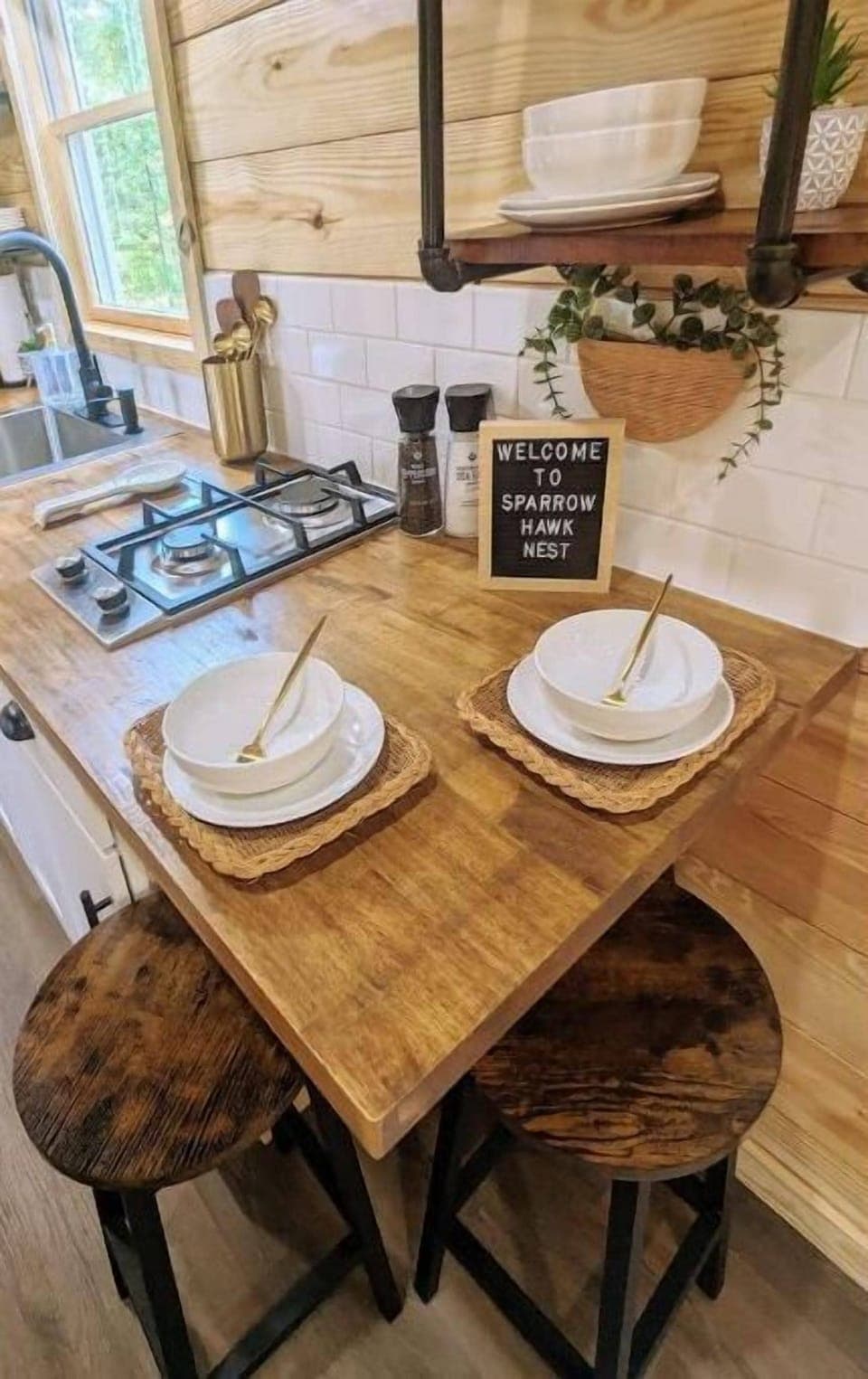 Breakfast Bar 