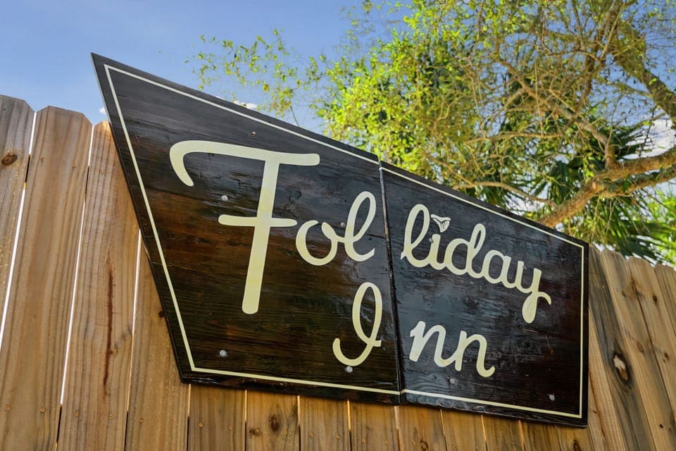 Backgate