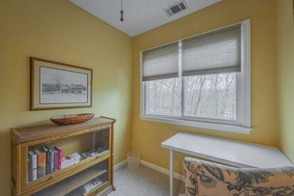 Balcony office area