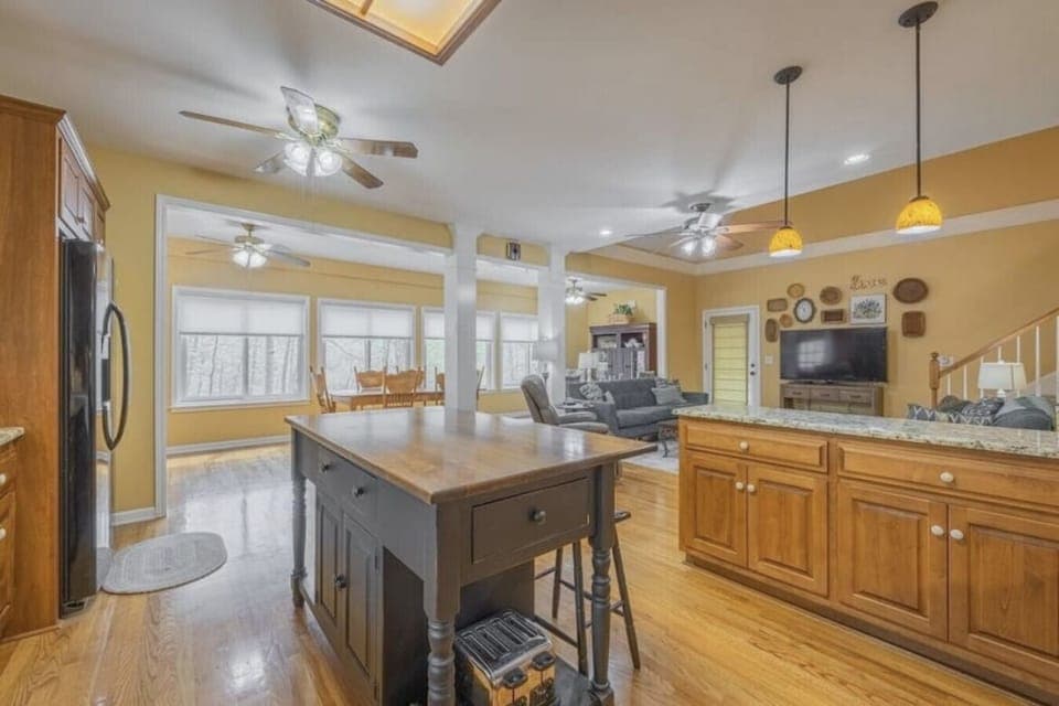 View to dining area