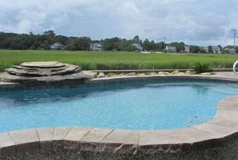 Private pool
